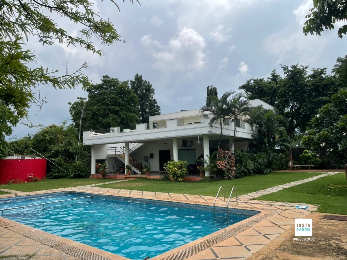 Utsav - 3BR Pool Farmhouse