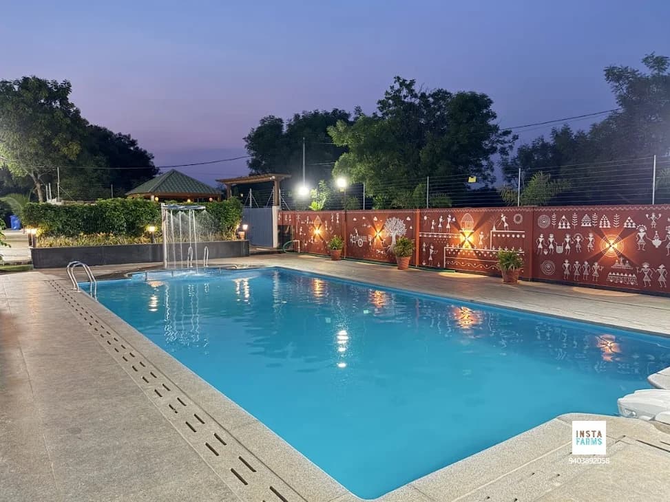Urban Break Farms - 4BR Pool Farmhouse 2