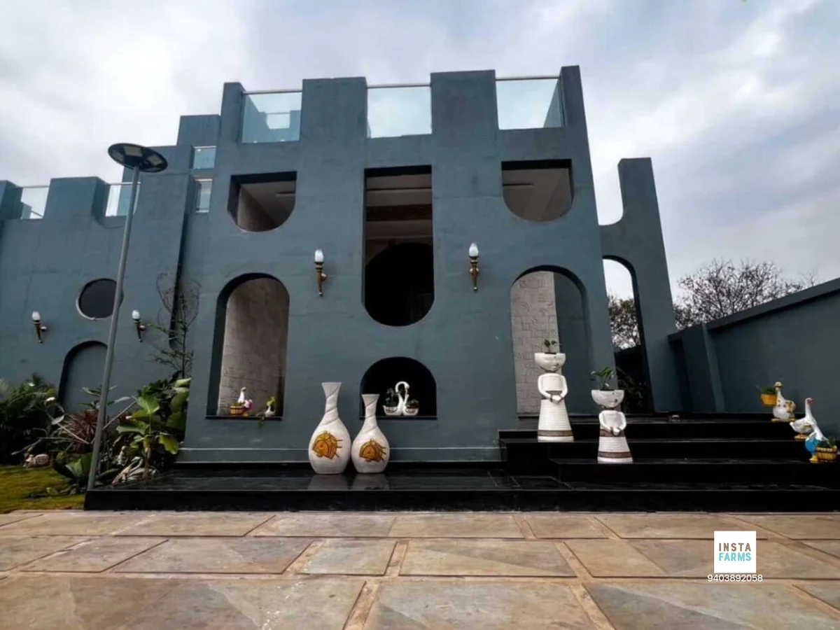 The Castle Farmstay Fusion - 4BHK Pool Property